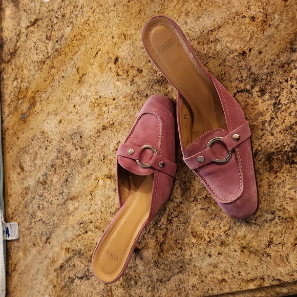 Coach Pink Suede Mule Sandals. Buckle - Picture 8 of 16